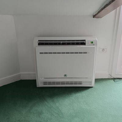 Plombier 78- 91 -92 -94 - installation unité intérieure console de climatisation ATLANTIC THERMOR